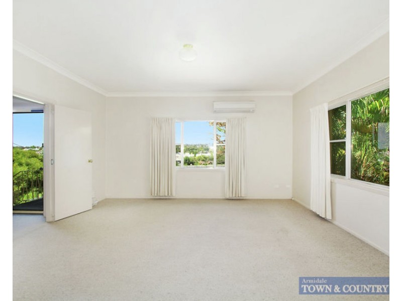 163 Kirkwood Street, Armidale NSW 2350