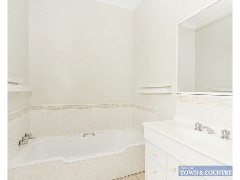 163 Kirkwood Street, Armidale NSW 2350