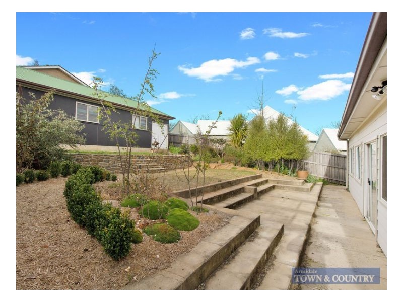 143 Donnelly Street, Armidale NSW 2350