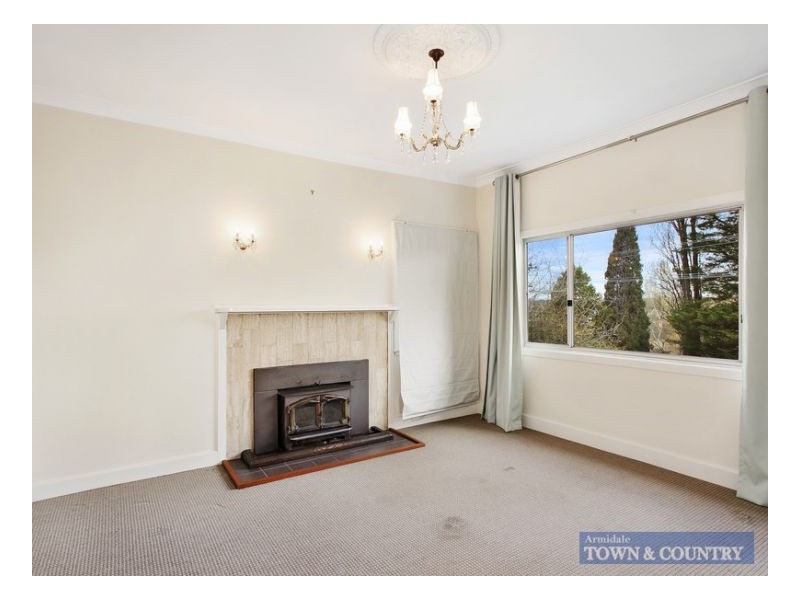 143 Donnelly Street, Armidale NSW 2350