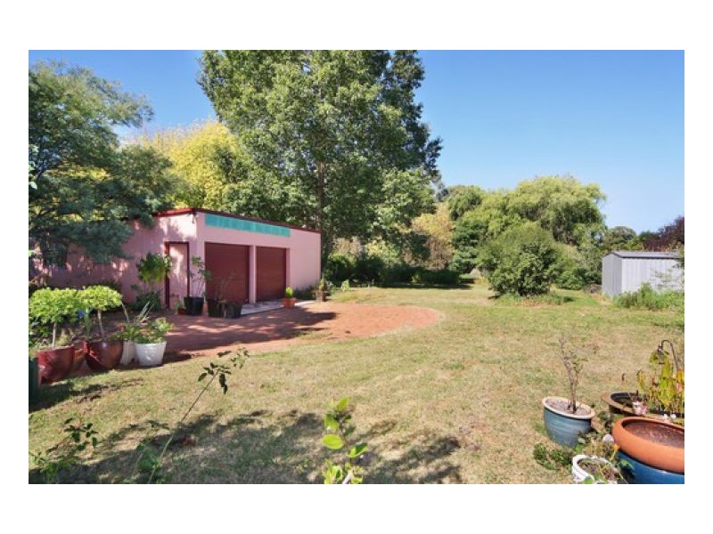 55 Ohio Street, Armidale NSW 2350