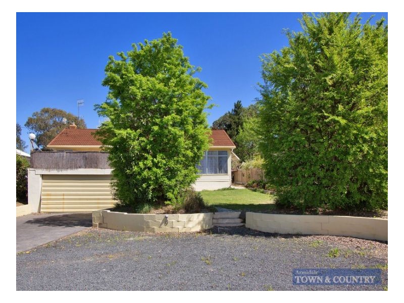 8 Rockvale Road, Armidale NSW 2350