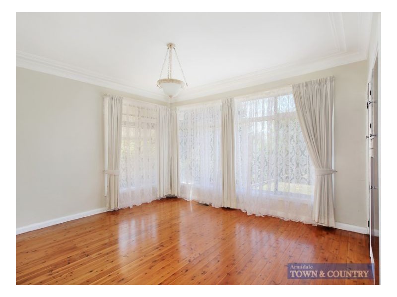 8 Rockvale Road, Armidale NSW 2350