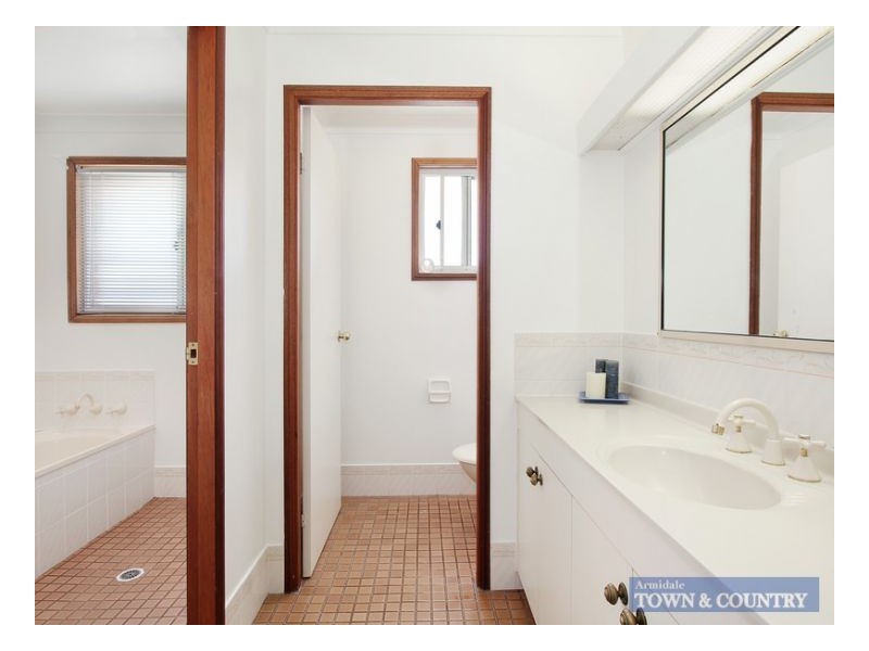 5 Eulahbar Crescent, Armidale NSW 2350