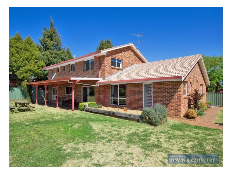 5 Eulahbar Crescent, Armidale NSW 2350