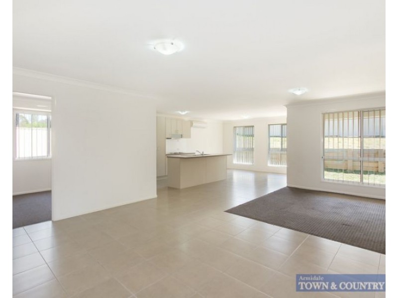 7 Somerville Close, Armidale NSW 2350