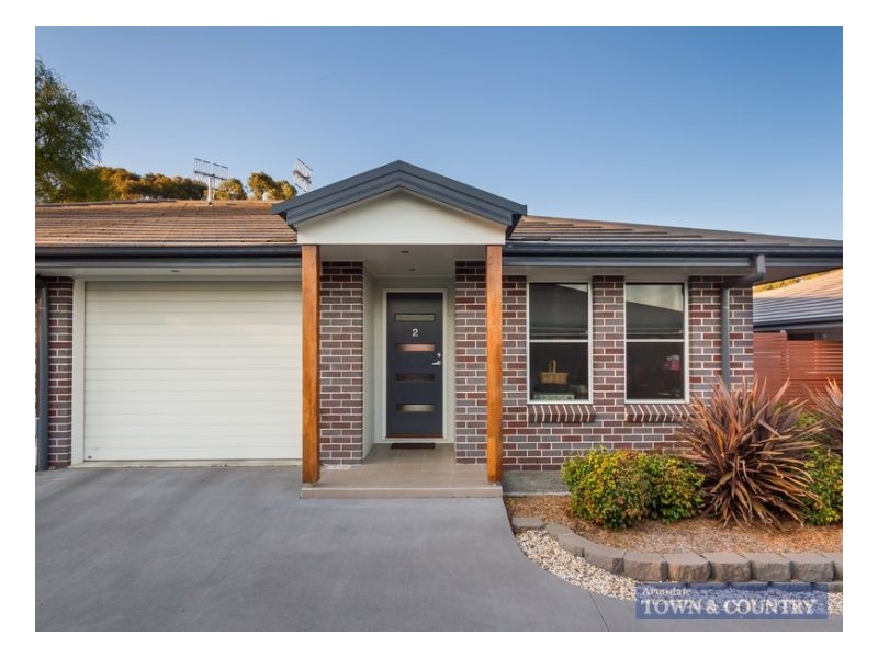 2/8 Power Place, Armidale NSW 2350