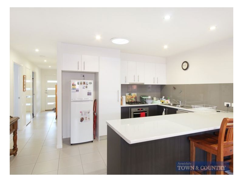 2/8 Power Place, Armidale NSW 2350