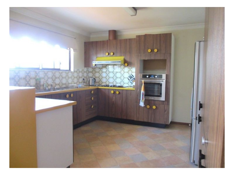 8 Watson Avenue, Armidale NSW 2350