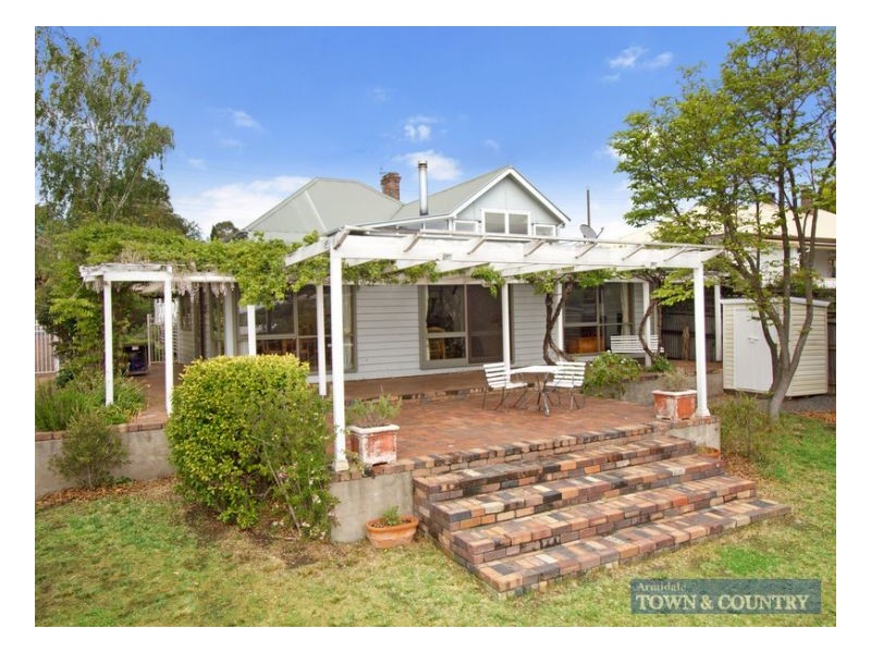 99 Brown Street, Armidale NSW 2350