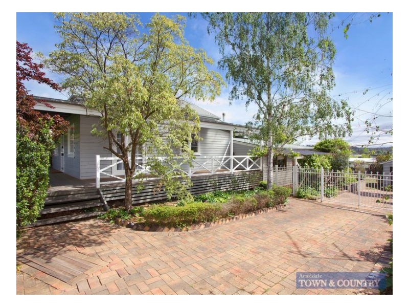 99 Brown Street, Armidale NSW 2350