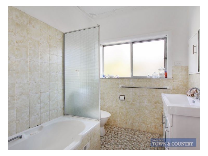 2/9 St Andrews Avenue, Armidale NSW 2350