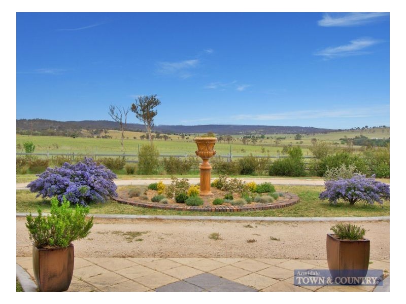 41 McCannas Road, Armidale NSW 2350