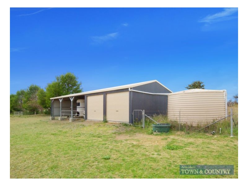 41 McCannas Road, Armidale NSW 2350