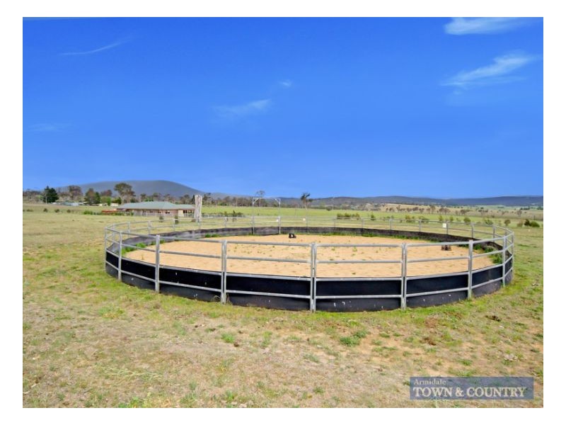 41 McCannas Road, Armidale NSW 2350