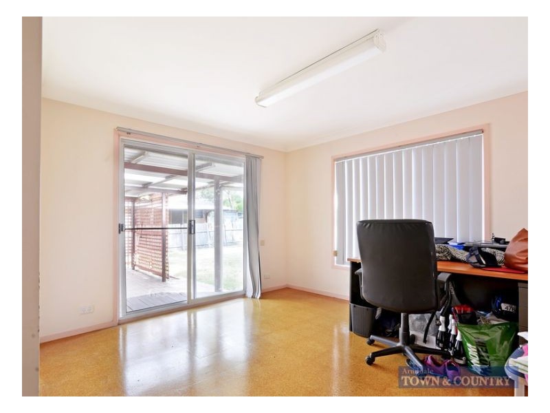 22 James Avenue, Armidale NSW 2350