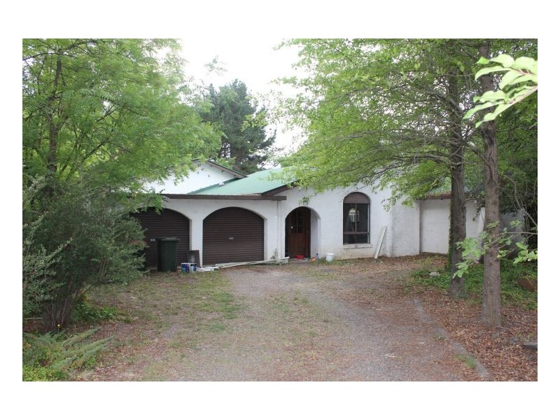 Hillview Lodge 2 Pine Avenue, Arding NSW 2358