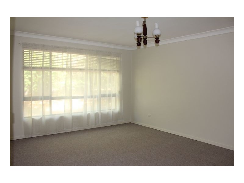 Hillview Lodge 2 Pine Avenue, Arding NSW 2358