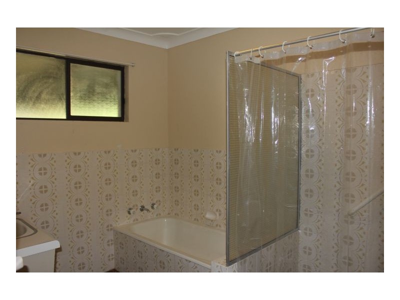 Hillview Lodge 2 Pine Avenue, Arding NSW 2358