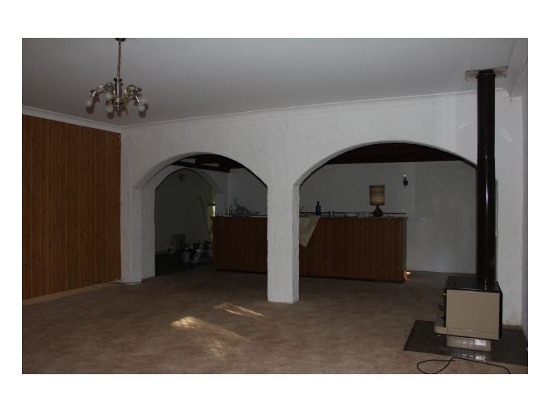 Hillview Lodge 2 Pine Avenue, Arding NSW 2358