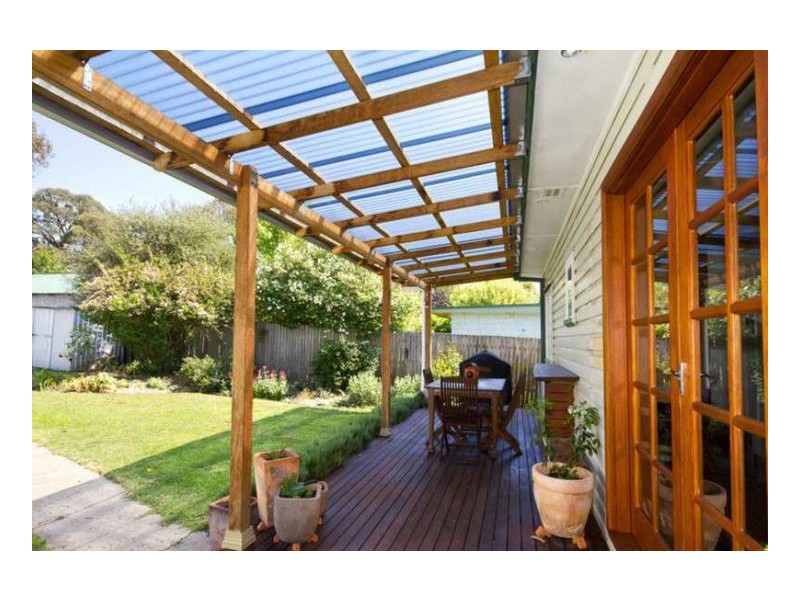 2 Rockvale Road, Armidale NSW 2350