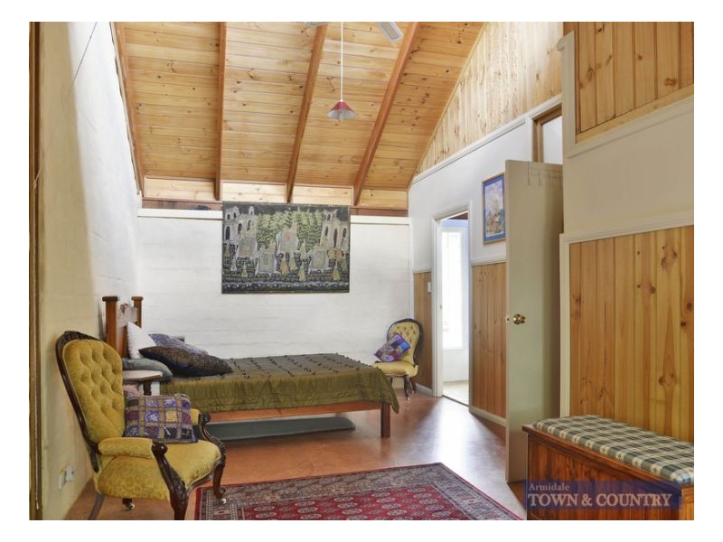 21 Roseneath Lane, Armidale NSW 2350