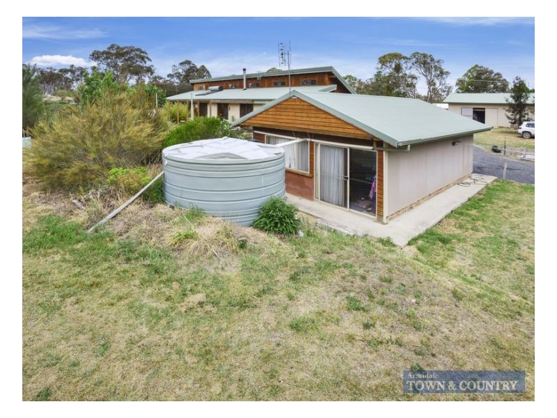 21 Roseneath Lane, Armidale NSW 2350