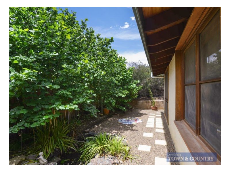 21 Roseneath Lane, Armidale NSW 2350