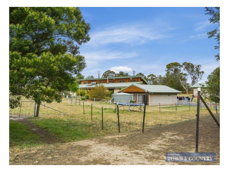 21 Roseneath Lane, Armidale NSW 2350