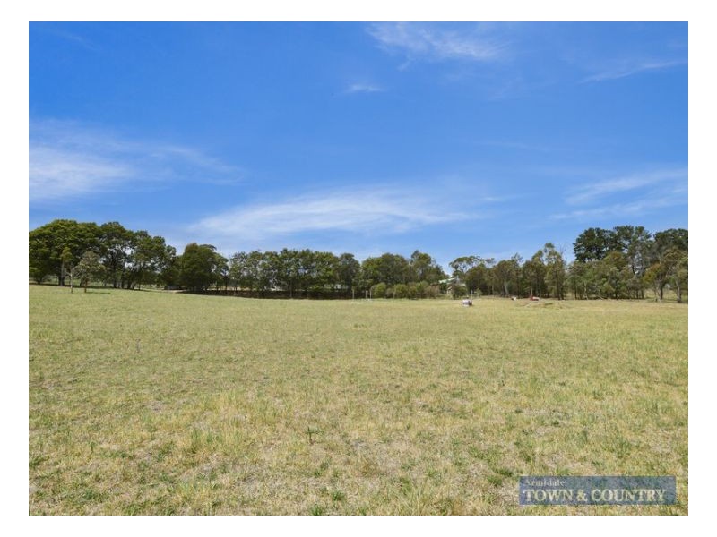 21 Roseneath Lane, Armidale NSW 2350