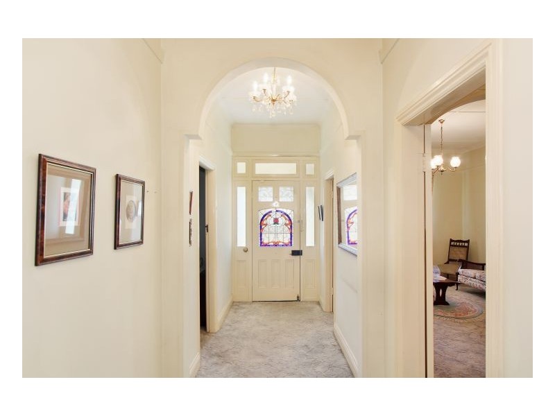 176 Marsh Street, Armidale NSW 2350