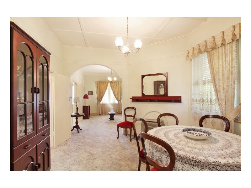 176 Marsh Street, Armidale NSW 2350