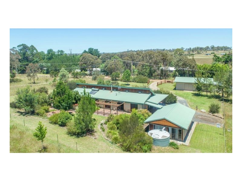 21 Roseneath Lane, Armidale NSW 2350