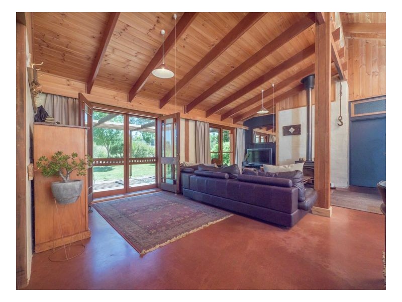 21 Roseneath Lane, Armidale NSW 2350