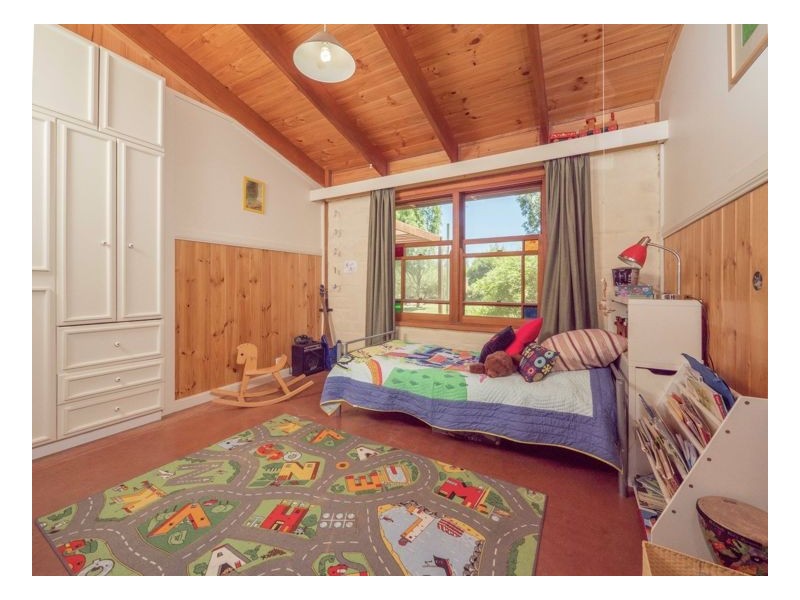 21 Roseneath Lane, Armidale NSW 2350