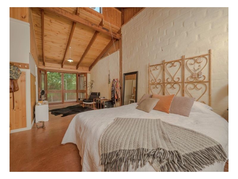 21 Roseneath Lane, Armidale NSW 2350