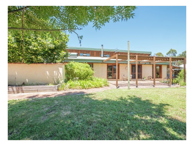 21 Roseneath Lane, Armidale NSW 2350