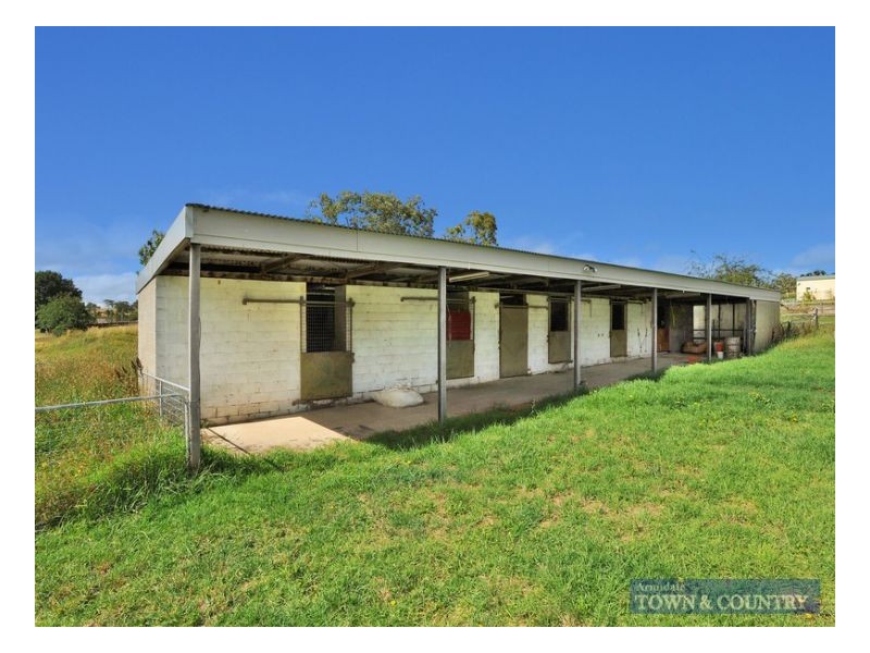 94 Uralla Road, Armidale NSW 2350