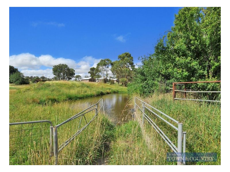 94 Uralla Road, Armidale NSW 2350