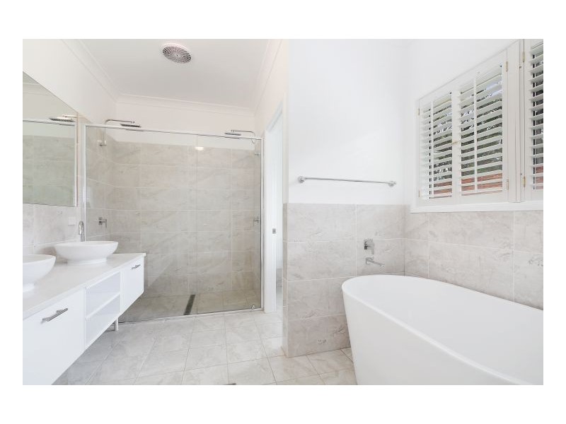 53 Kareela Road, Armidale NSW 2350