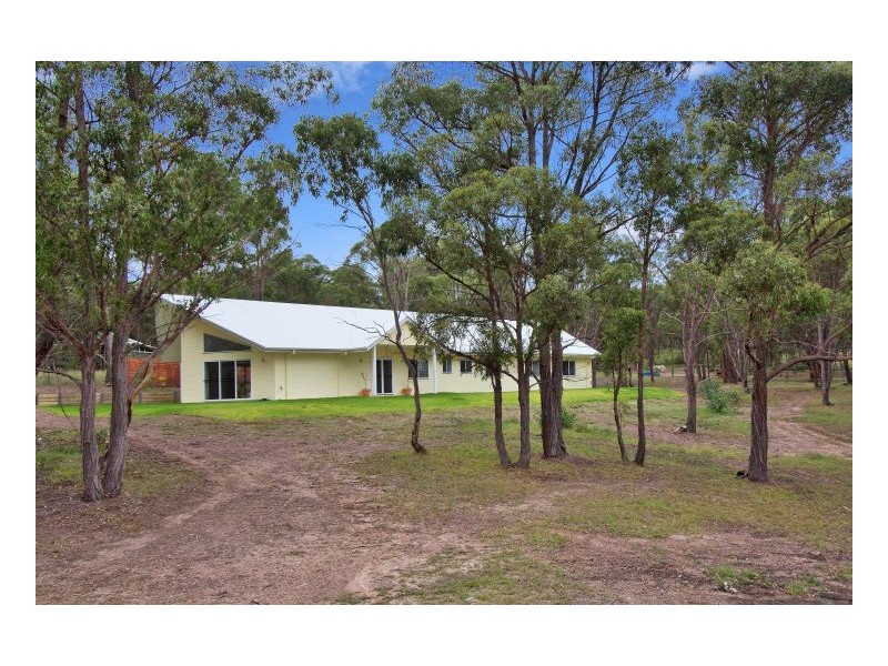53 Kareela Road, Armidale NSW 2350
