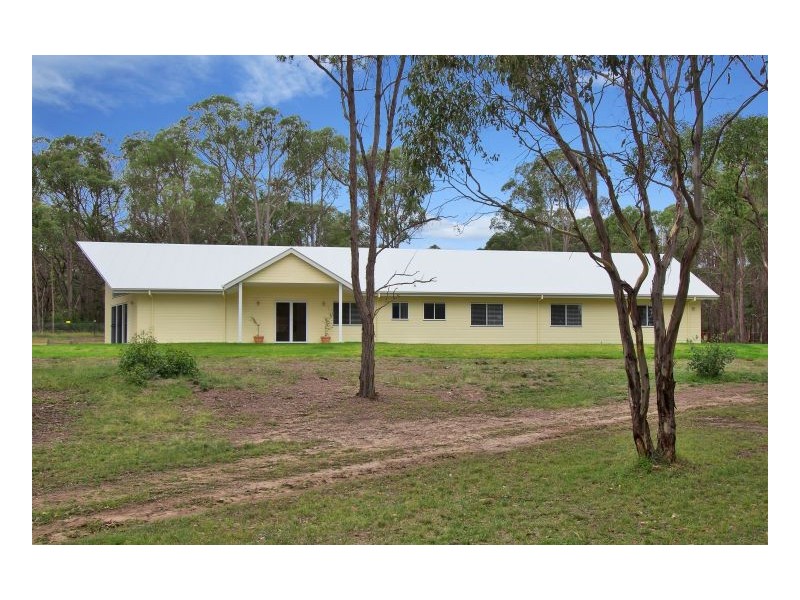 53 Kareela Road, Armidale NSW 2350