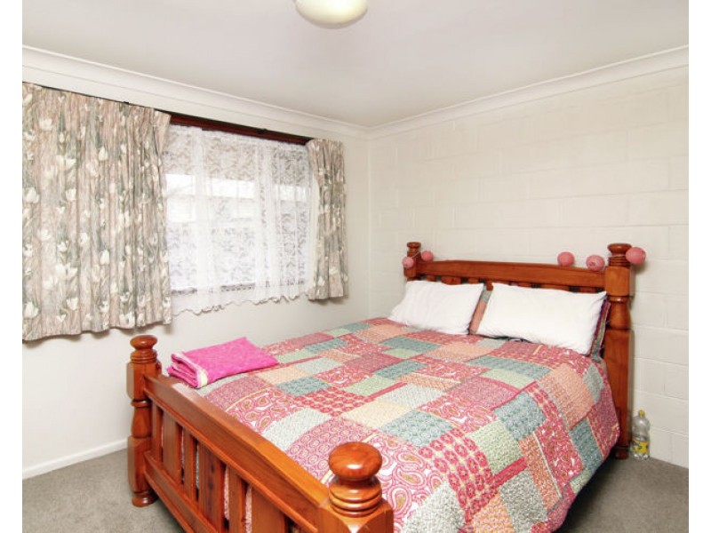2/10 Dawson Avenue, Armidale NSW 2350