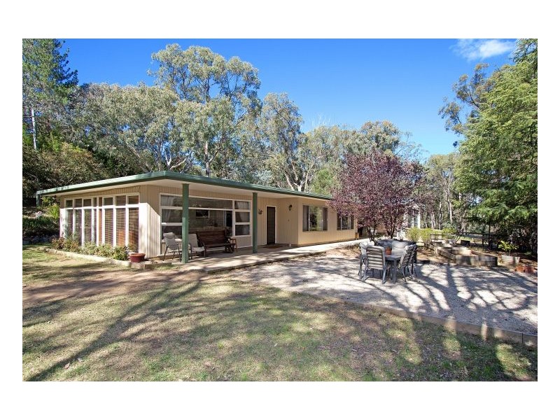 111 Rockvale Rd, Armidale NSW 2350