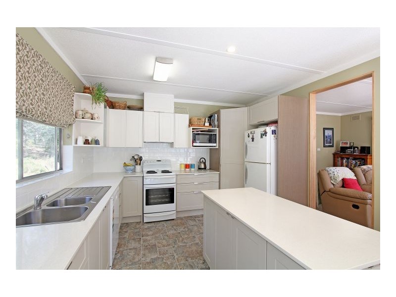 111 Rockvale Rd, Armidale NSW 2350