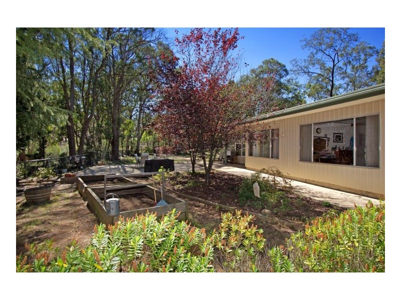 111 Rockvale Rd, Armidale NSW 2350