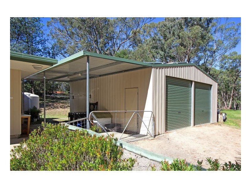111 Rockvale Rd, Armidale NSW 2350