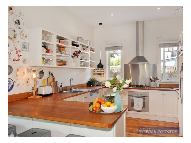 142 Barney Street, Armidale NSW 2350