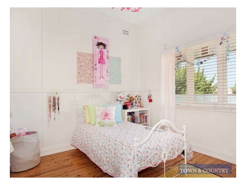 142 Barney Street, Armidale NSW 2350