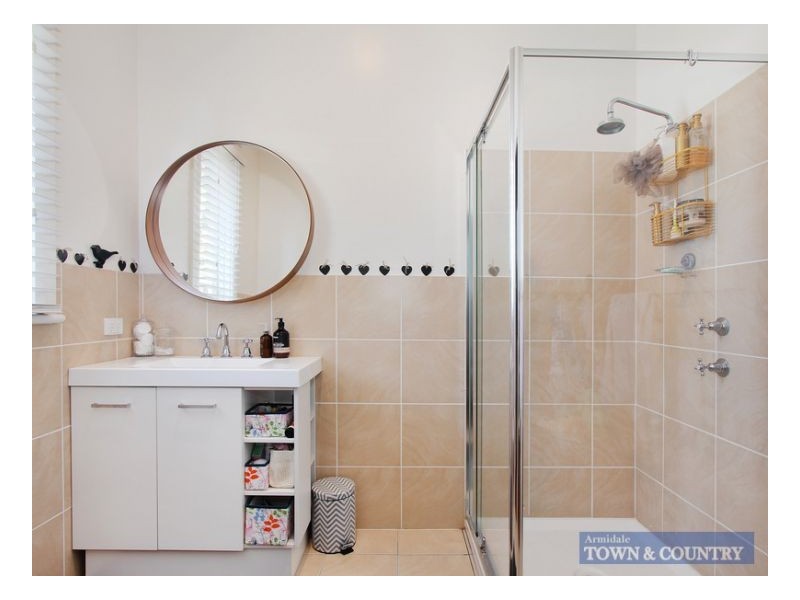 142 Barney Street, Armidale NSW 2350